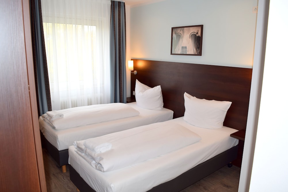 TRIP INN Hotel Budget Messe 14