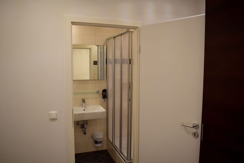 TRIP INN Hotel Budget Messe 22