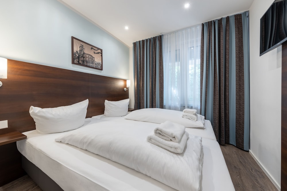 TRIP INN Hotel Budget Messe 15