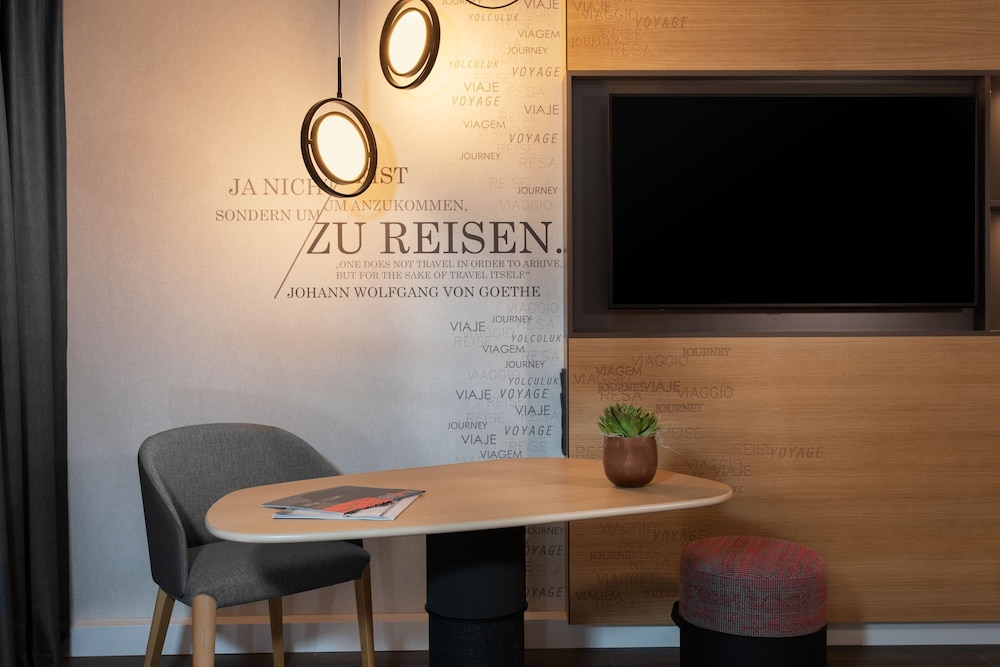 Frankfurt Airport Marriott Hotel 8