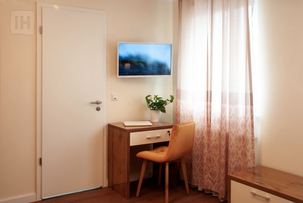 Hotel Isha 5