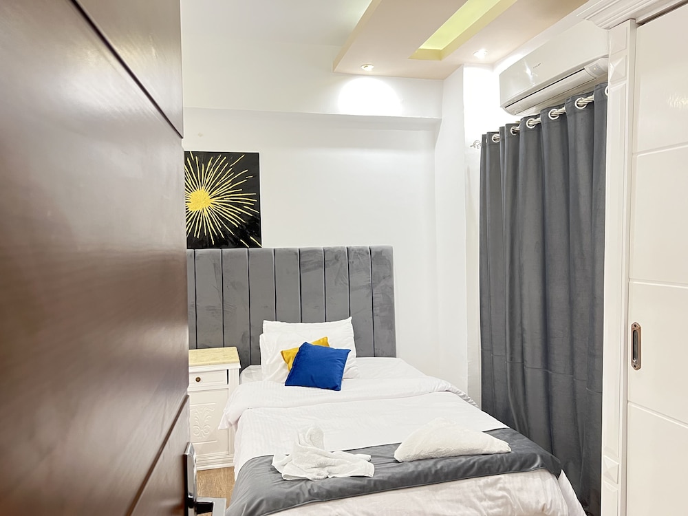 Pyramids Top Inn 22