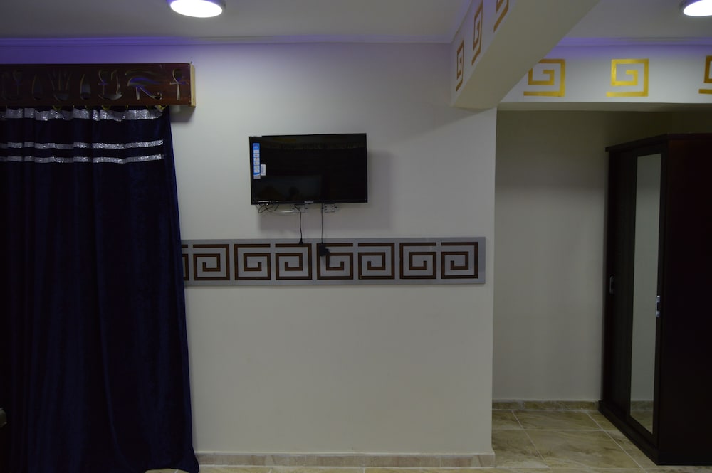 Comfort Pyramids Inn 21