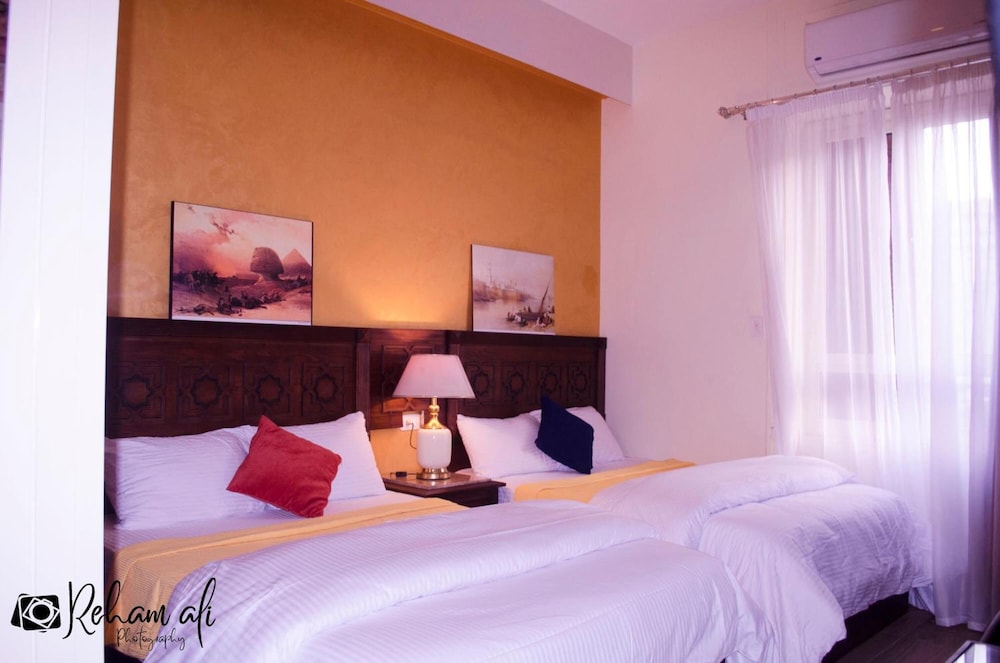 The Location Hotel 11