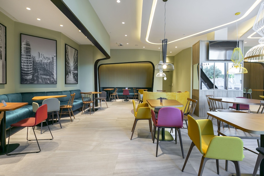 Hampton by Hilton Alcobendas Madrid 6