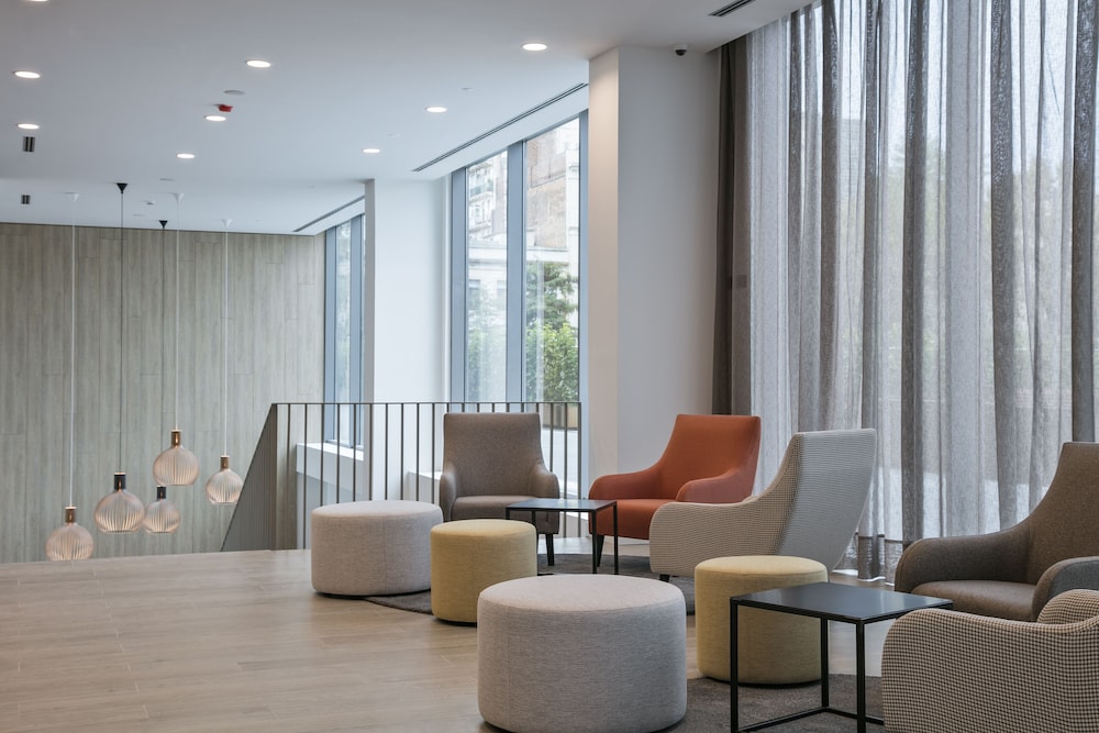 Hotel Acta Voraport 2