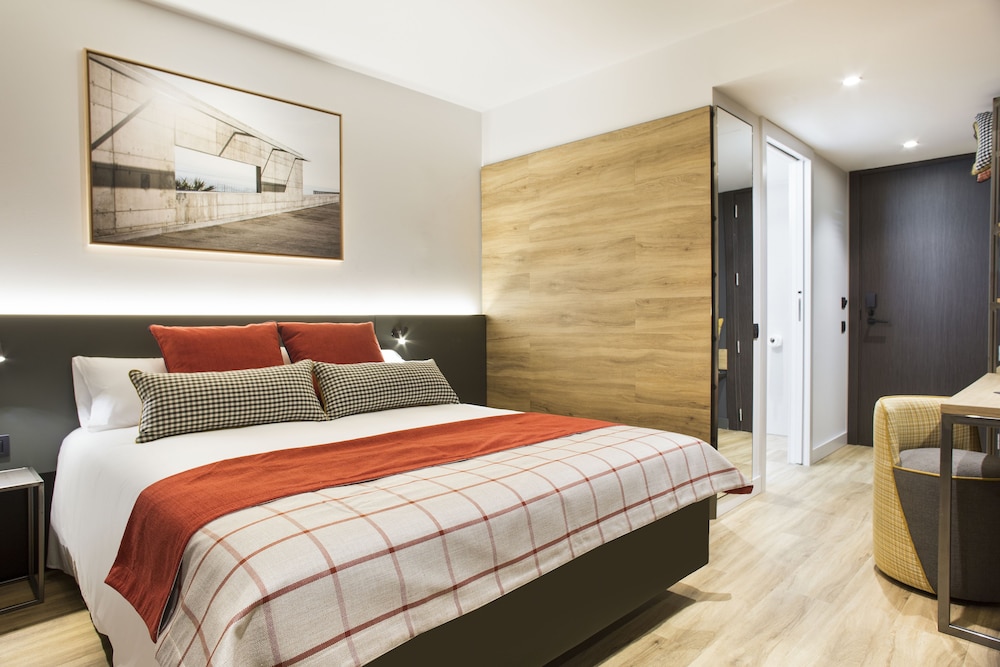 Hotel Acta Voraport 18