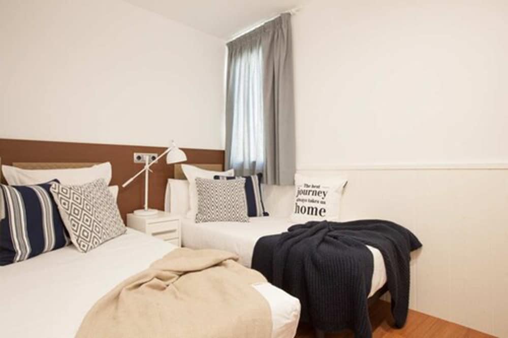 Enjoybcn Dali Apartments 5