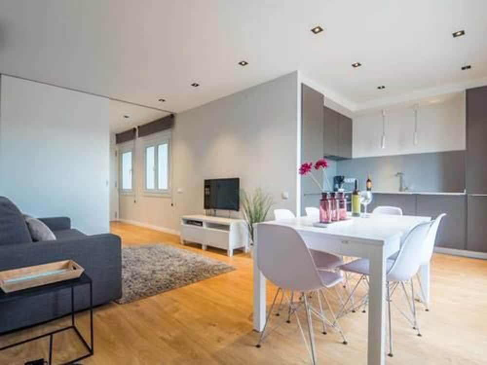 Rent Top Apartments Rambla Catalunya 14