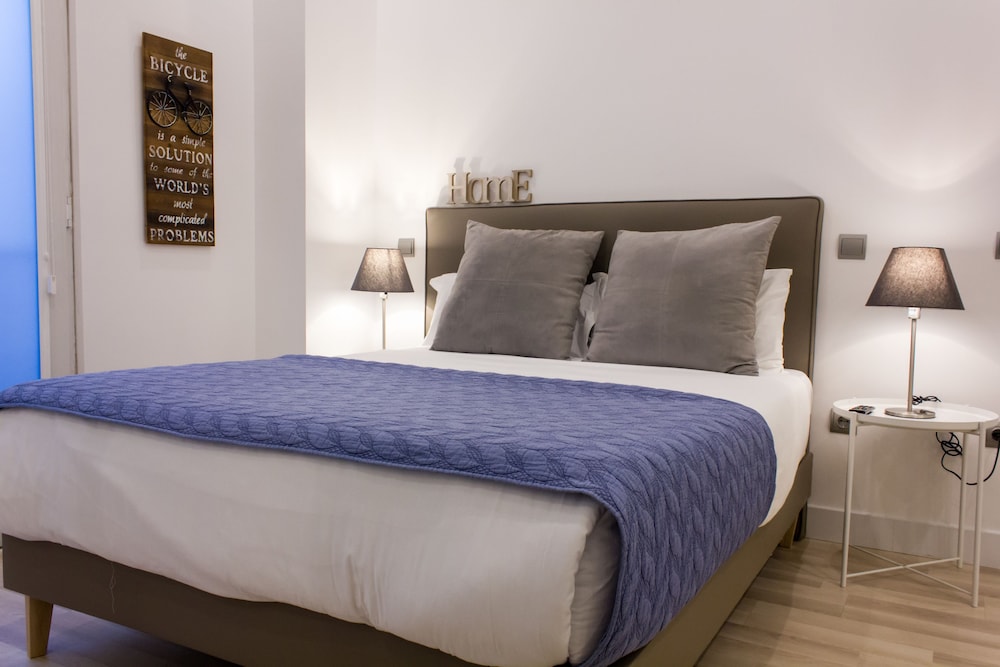 Arenal Suites Gran Via 8