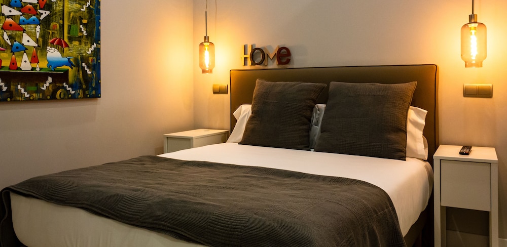 Arenal Suites Gran Via 18