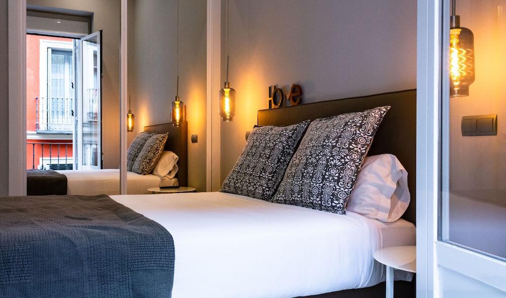 Arenal Suites Gran Via 20