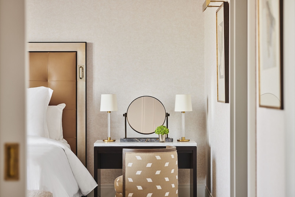 Four Seasons Hotel Madrid 15