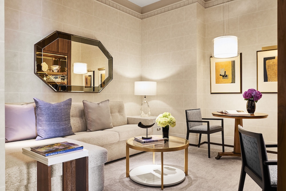 Four Seasons Hotel Madrid 6