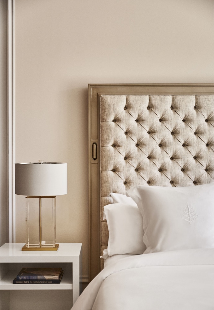 Four Seasons Hotel Madrid 7