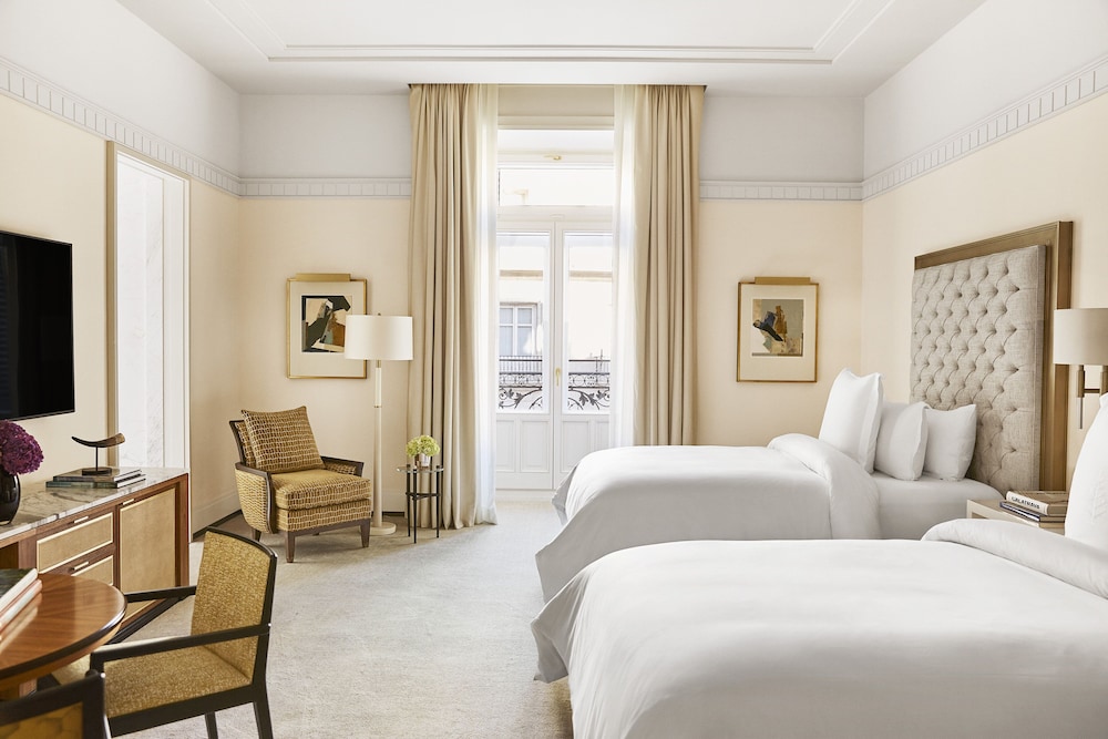 Four Seasons Hotel Madrid 9