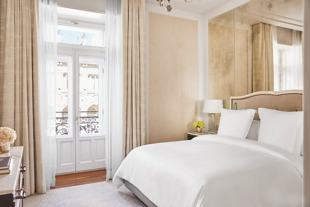 Four Seasons Hotel Madrid 21