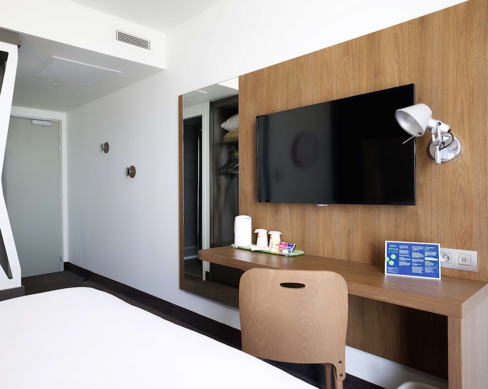 Hotel Campanile Rungis - Orly 23