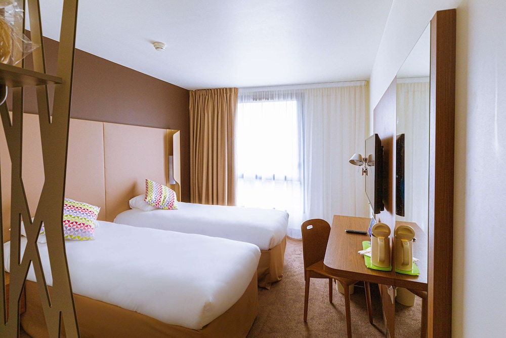 Hotel Campanile Rungis - Orly 22