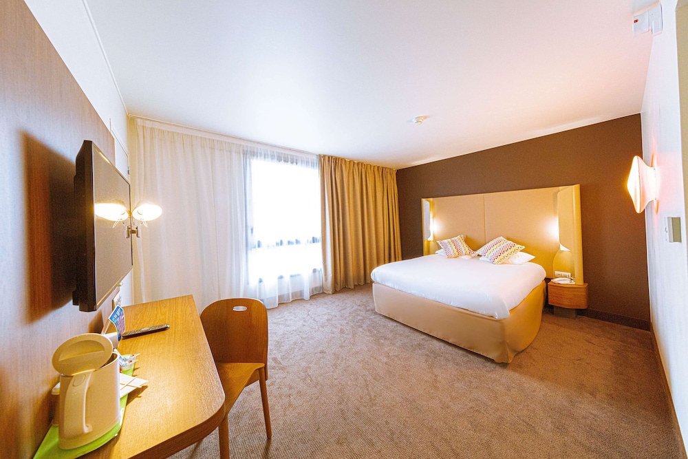 Hotel Campanile Rungis - Orly 16