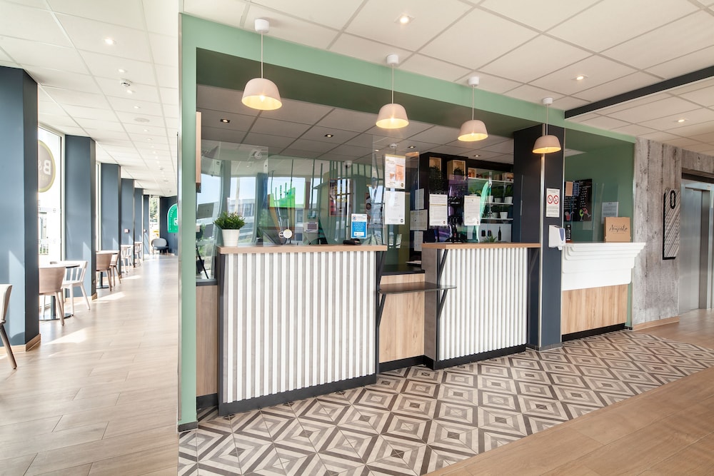 B&B HOTEL Massy Gare TGV 3