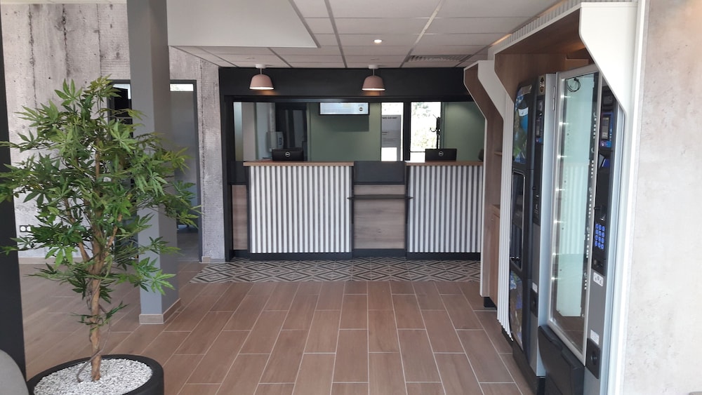 B&B HOTEL Igny Palaiseau 4