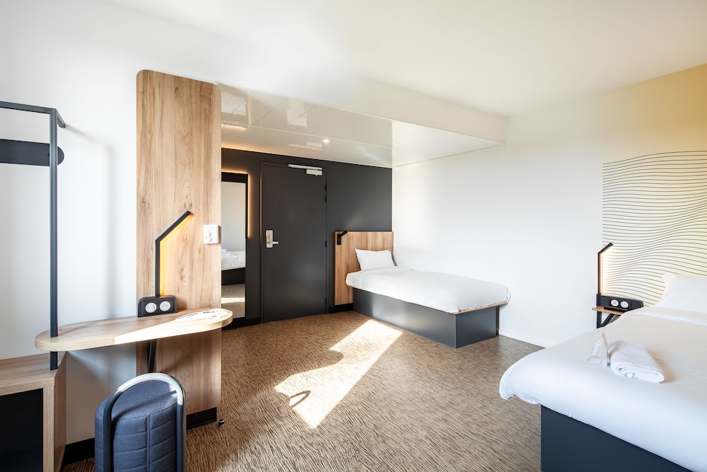 B&B HOTEL Igny Palaiseau 13