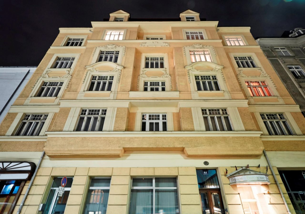 Pension Baronesse 1