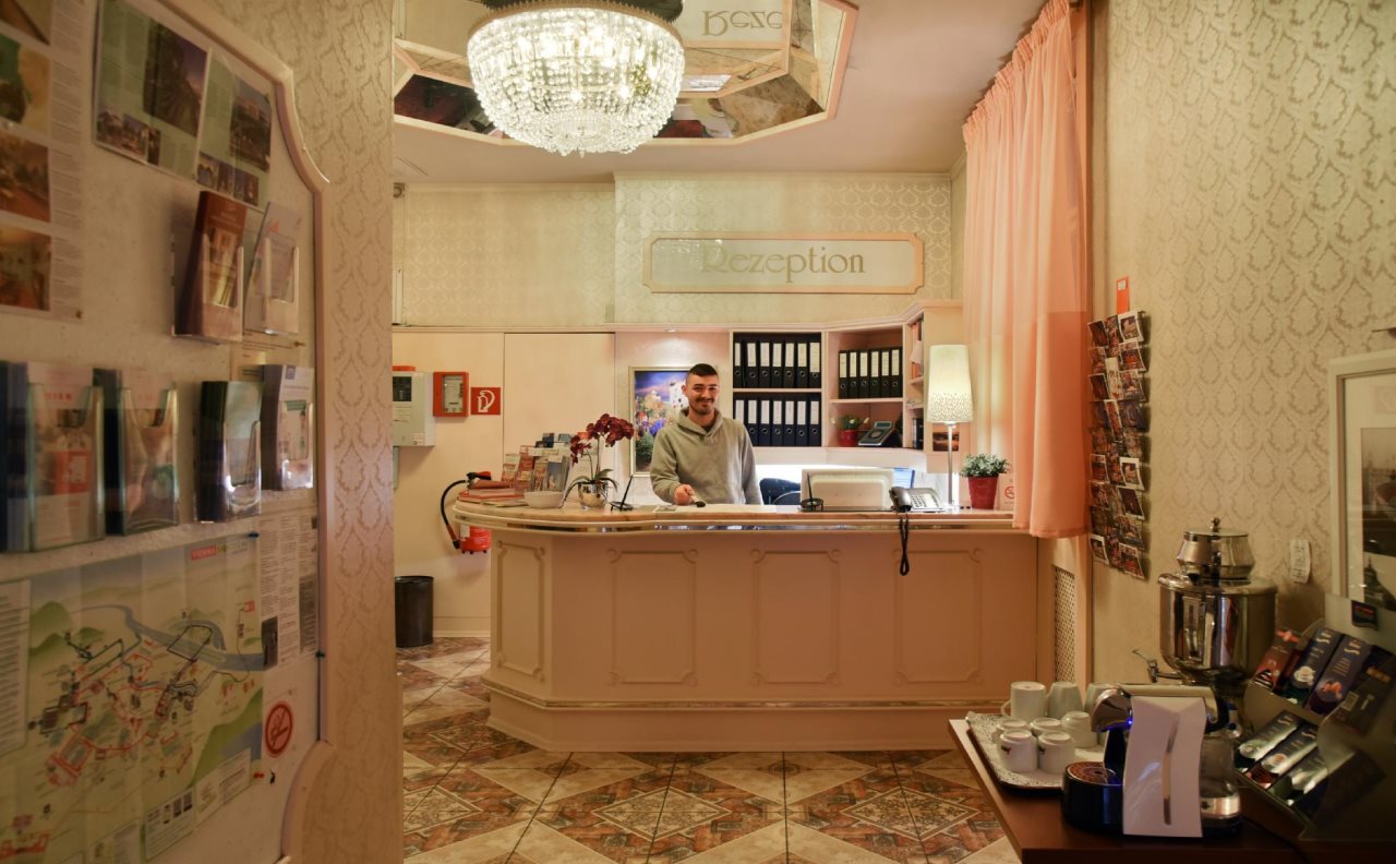 Pension Baronesse 6
