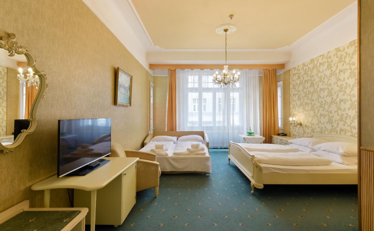 Pension Baronesse 8