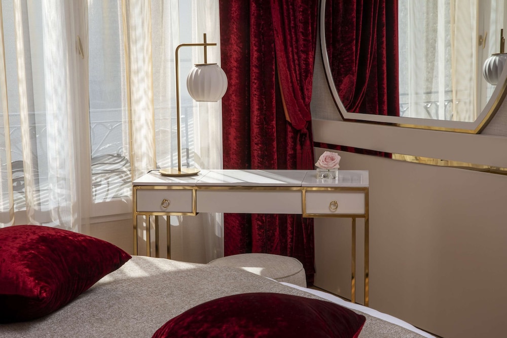 Paris j'adore Hotel & Spa 22