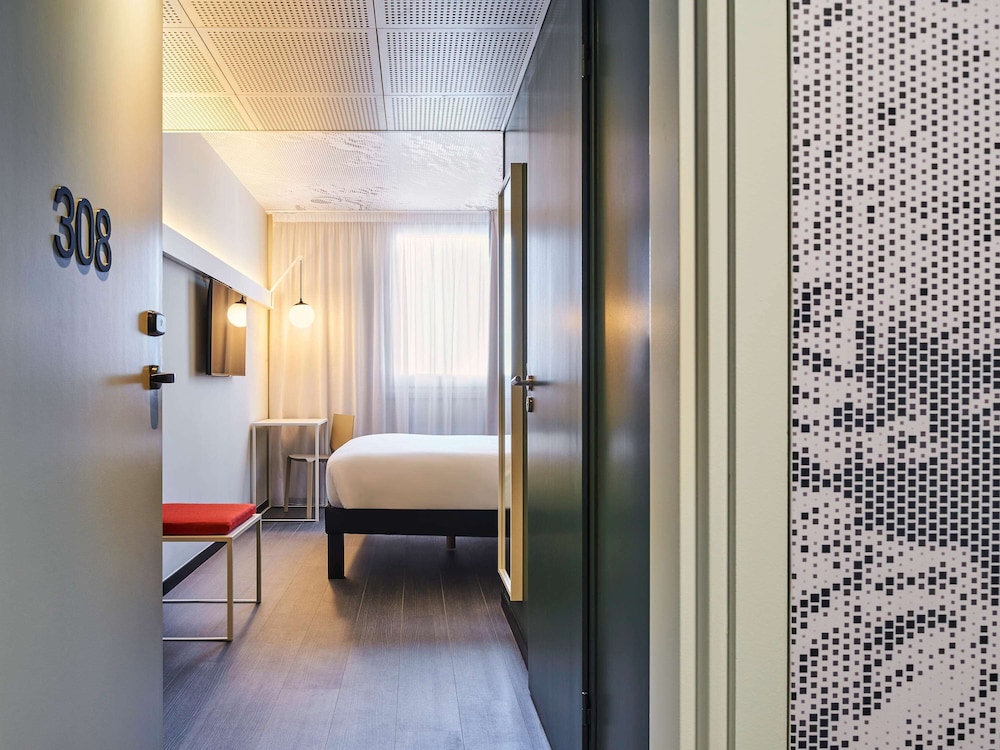 ibis Montlhéry Paris Sud 4