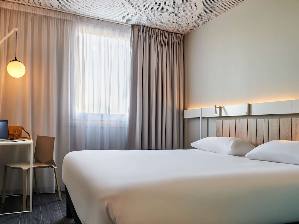 ibis Montlhéry Paris Sud 8