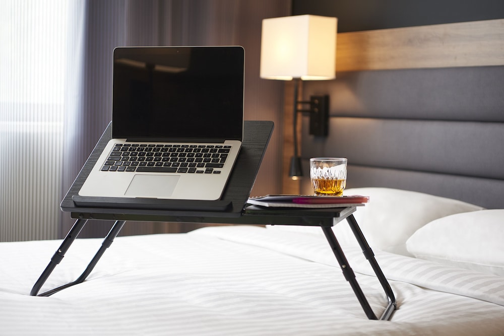 Moxy Paris Charles de Gaulle Airport 6