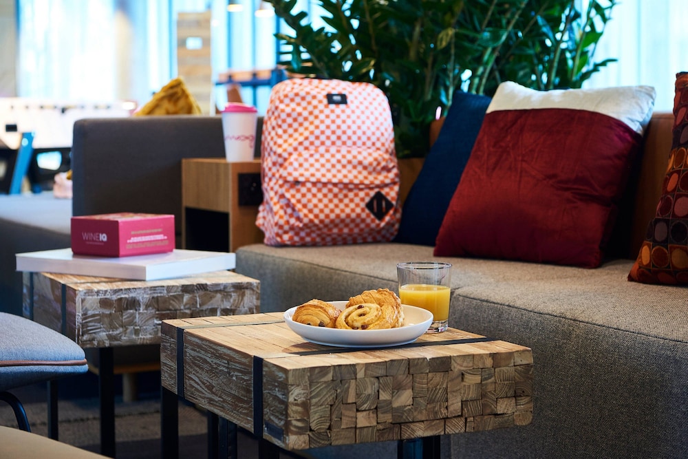 Moxy Paris Charles de Gaulle Airport 19