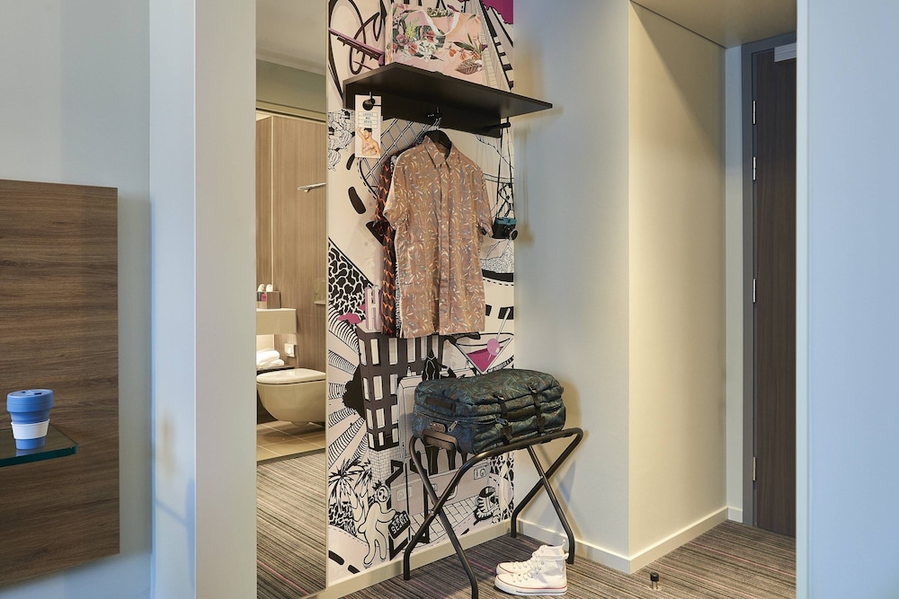 Moxy Paris Charles de Gaulle Airport 16