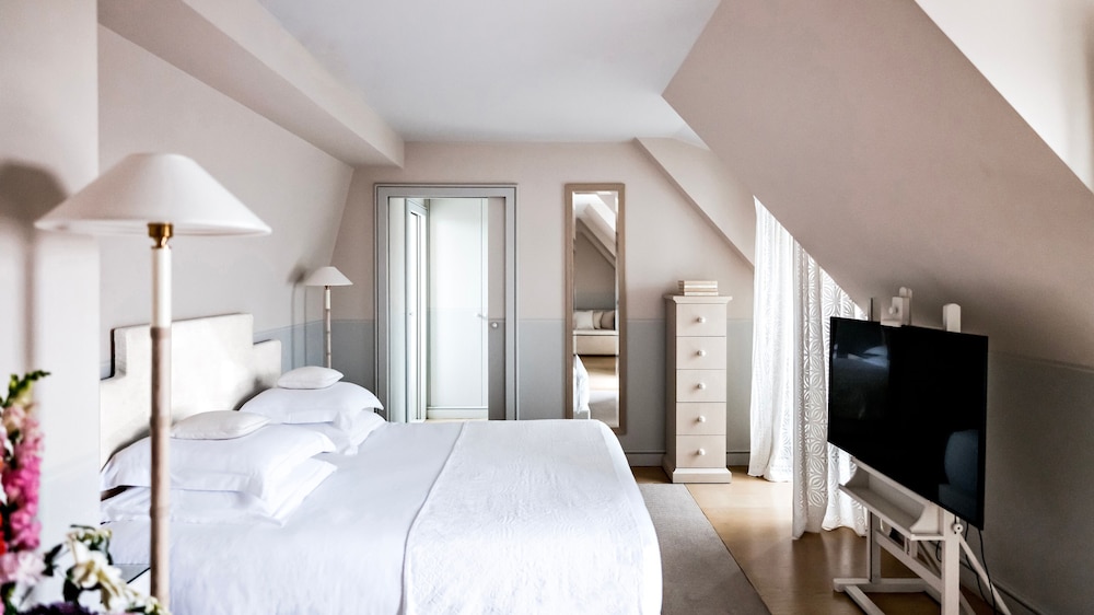 Monsieur George Hotel & Spa 18