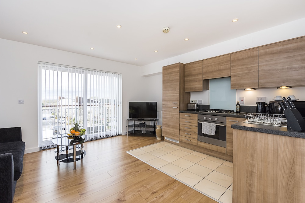 Merrick House Apartments 8