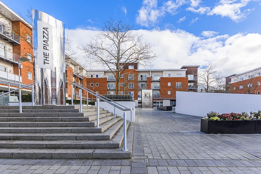 Merrick House Apartments 22