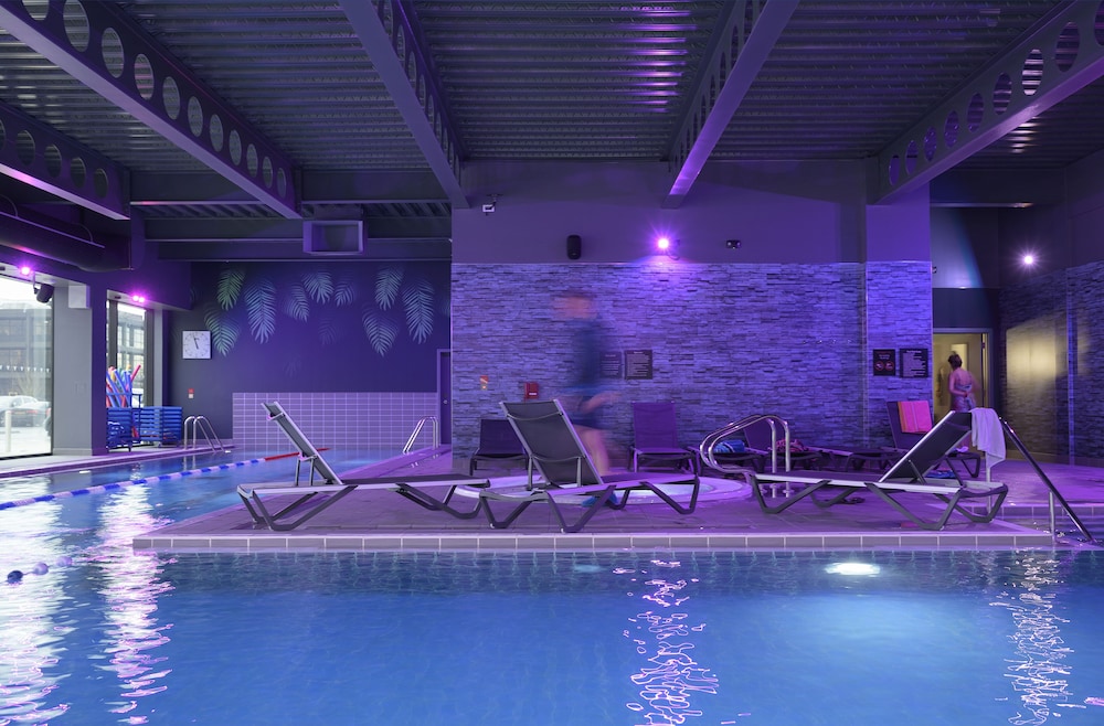 Village Hotel Basingstoke 16