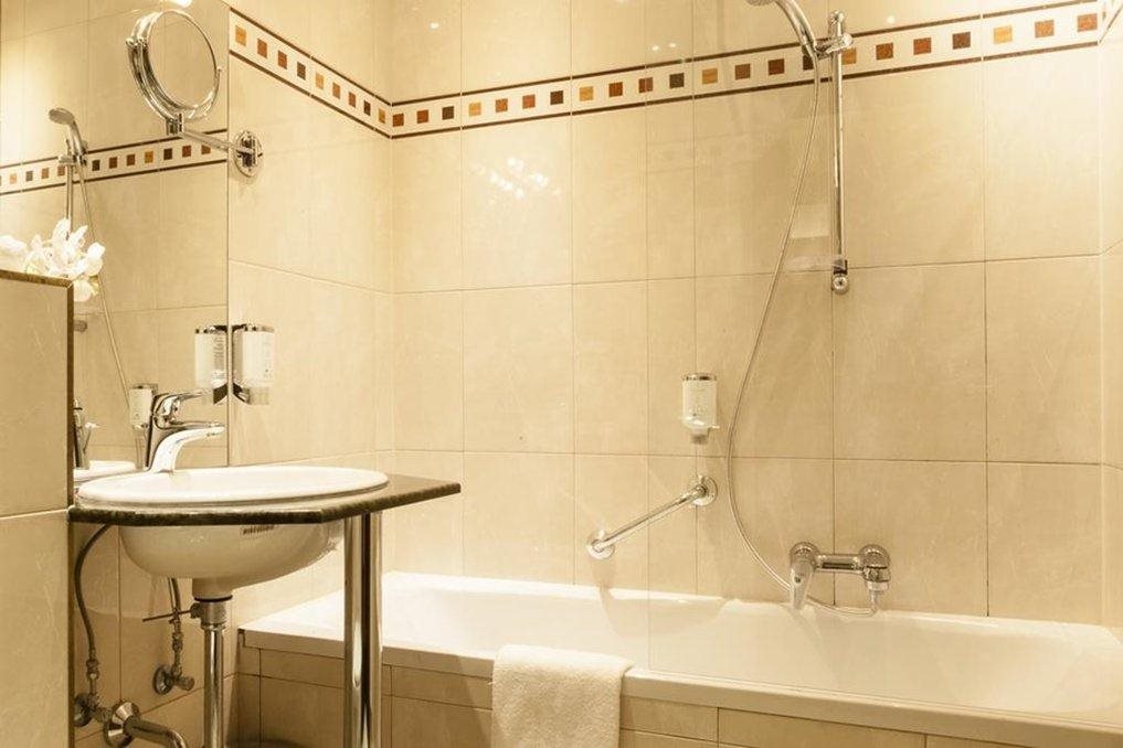 hideauts hotels Villa R 12