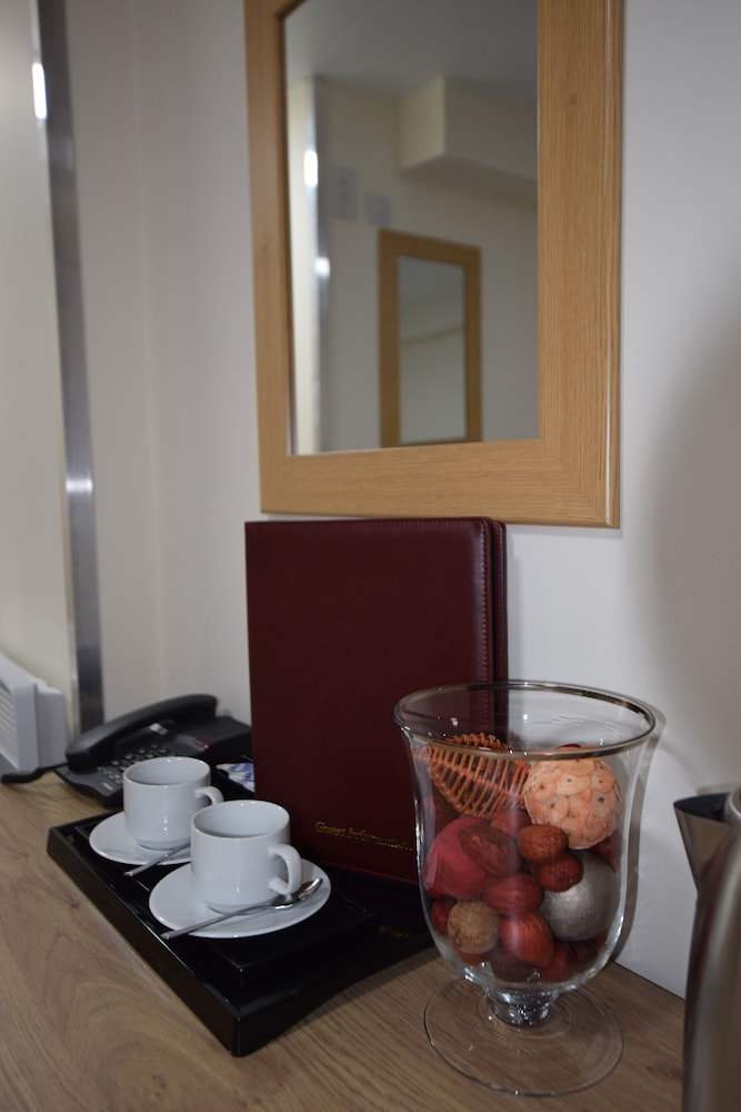 Premier Lux Serviced Apartments 22