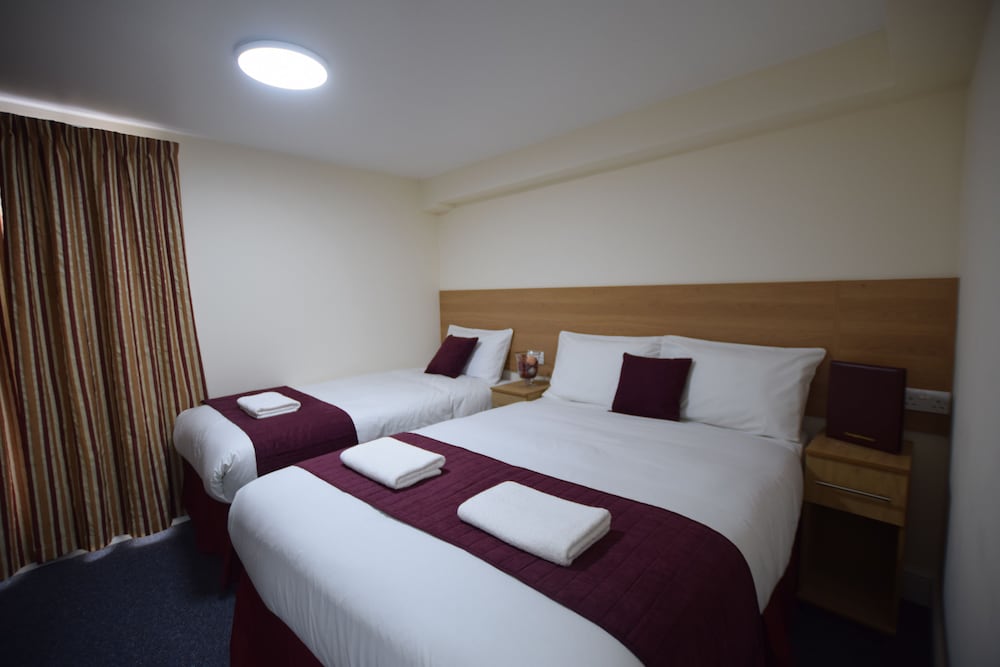 Premier Lux Serviced Apartments 21