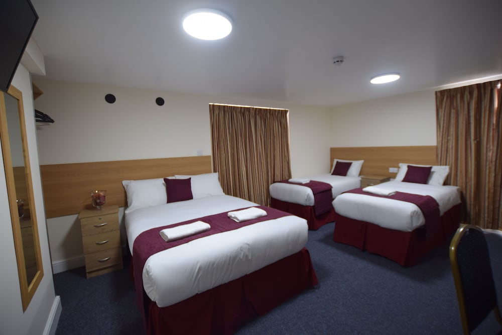 Premier Lux Serviced Apartments 9