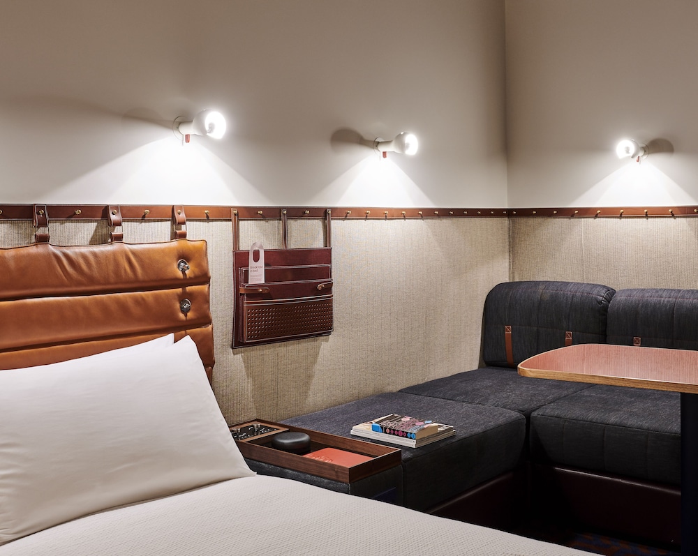 Standard Hotel London 21
