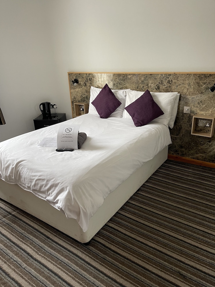 Six Bells 10