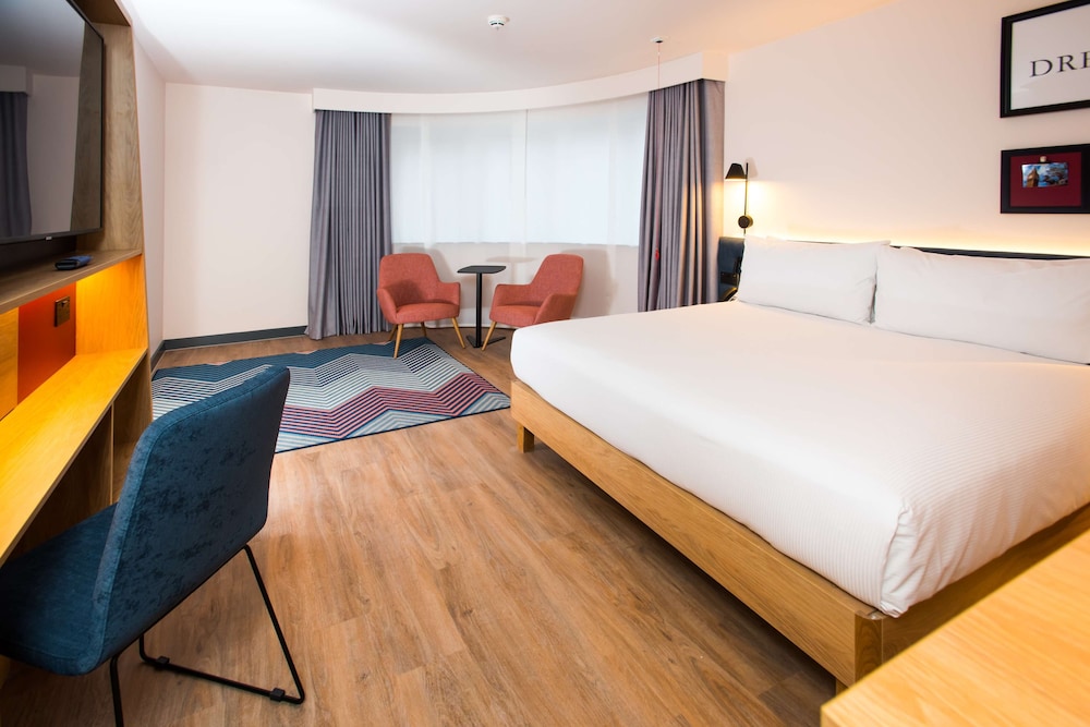 Hampton by Hilton London Park Royal 20