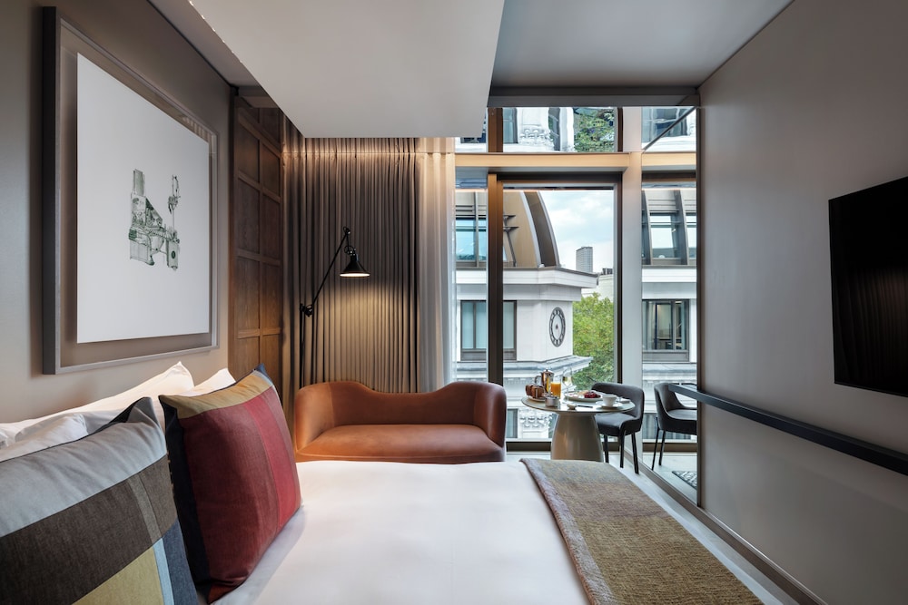 The Londoner 20