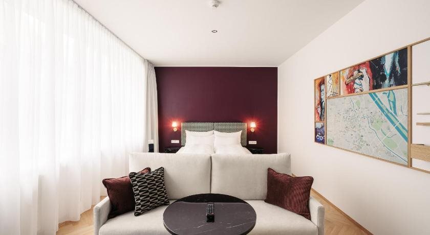 Hotel Schani Salon 10