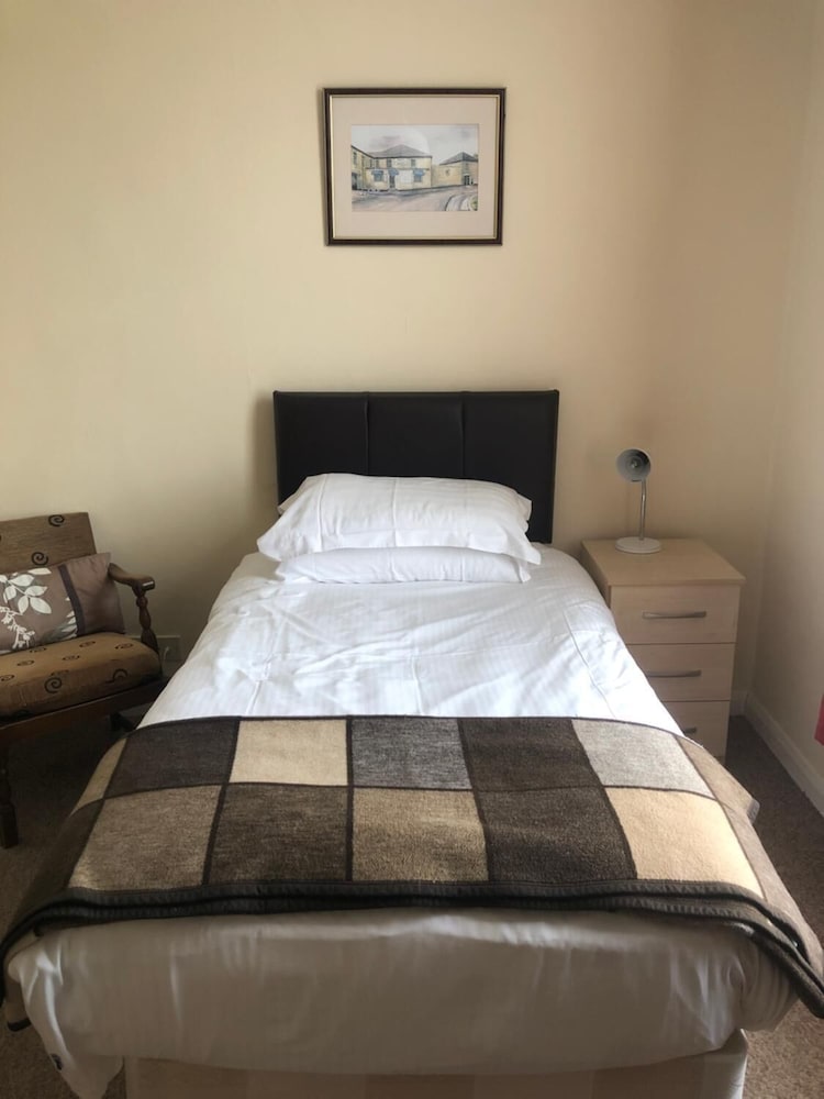 The Hunt Lodge 13